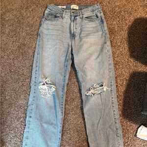 Universal Thread 90s Baggy Jeans with Holes Light Wash Size 4R